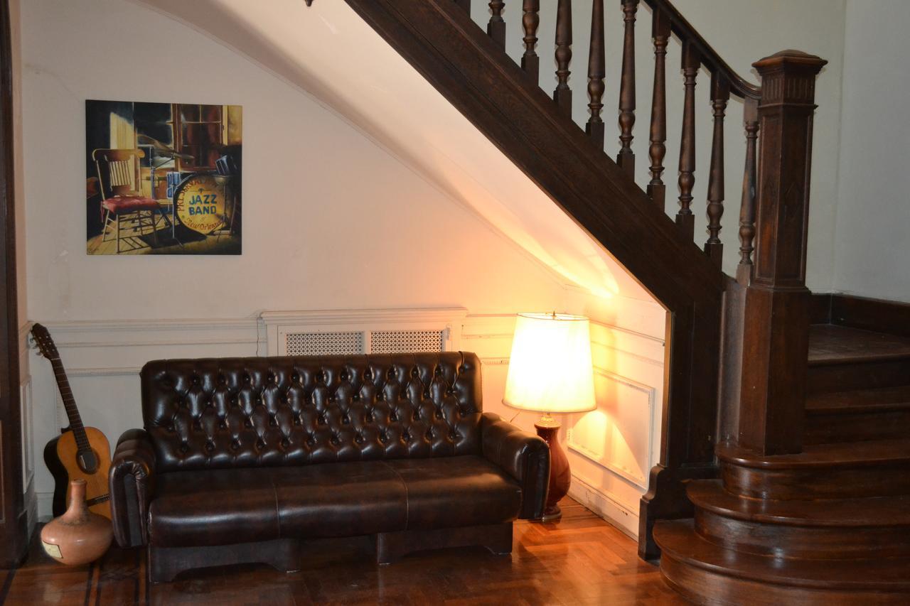Be King Hostel Росарио Екстериор снимка