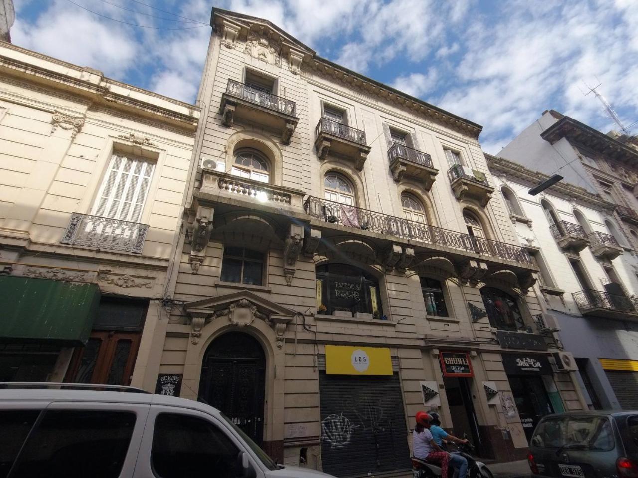Be King Hostel Росарио Екстериор снимка